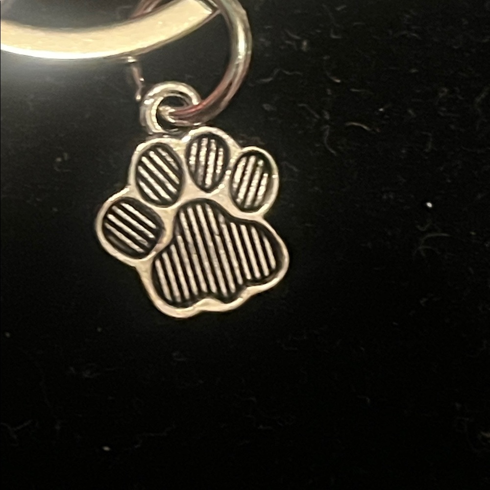 Dog Mom Keychain Pendant with Pink Paw Accent - Unbranded - Picture 6 of 8